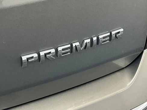 Used 2019 Chevrolet Traverse Premier w/ LPO, Cargo Package AWD/4WD image 27