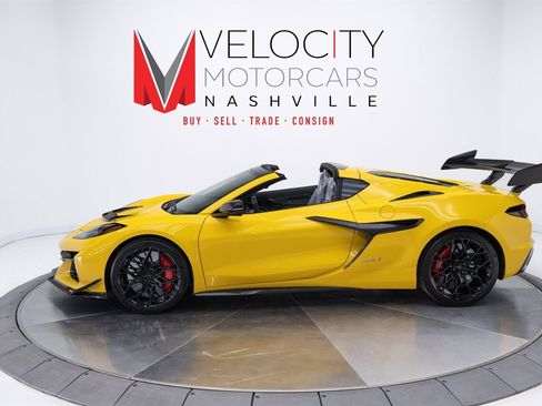 Used 2026 Chevrolet Corvette ZR1 w/ ZR1 Carbon Fiber Aero Package image 23