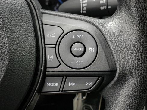 Used 2024 Toyota RAV4 LE image 20