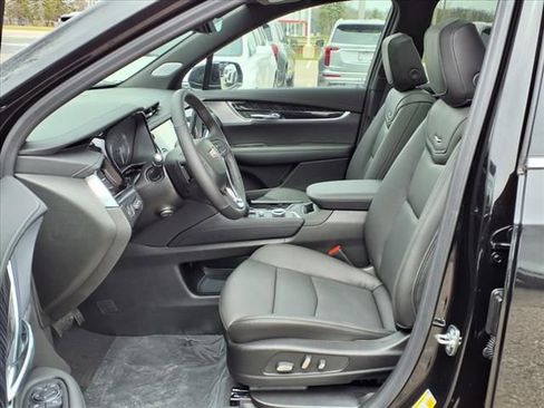 New 2025 Cadillac XT6 Premium Luxury w/ Technology Package image 13