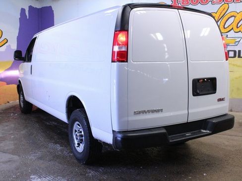 Used 2023 GMC Savana 2500 Extended image 5