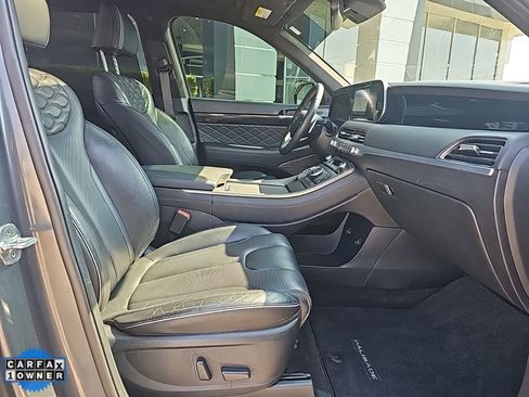 Used 2022 Hyundai Palisade Calligraphy image 24