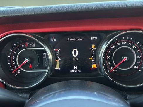 Used 2021 Jeep Gladiator Rubicon AWD/4WD image 14