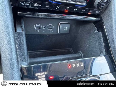 Used 2023 Jeep Grand Cherokee Limited AWD/4WD image 34
