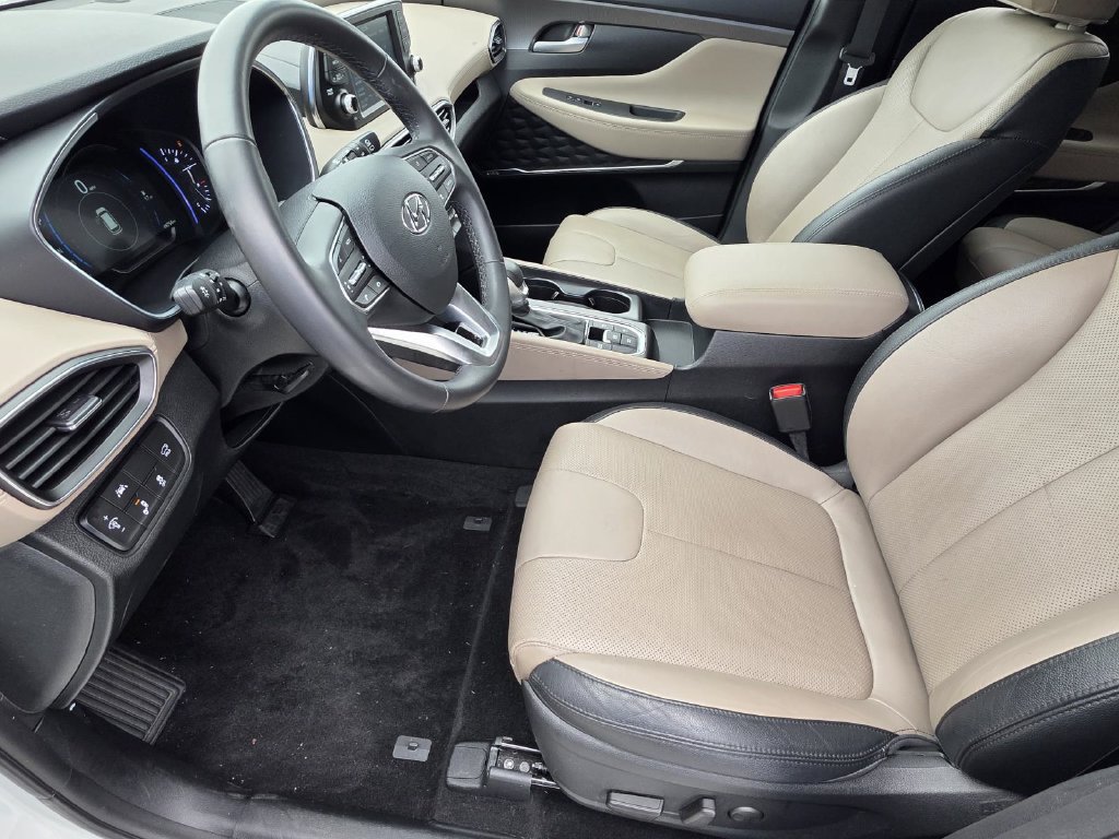 Used 2020 Hyundai Santa Fe SEL w/ Convenience + Premium Package FWD image 8