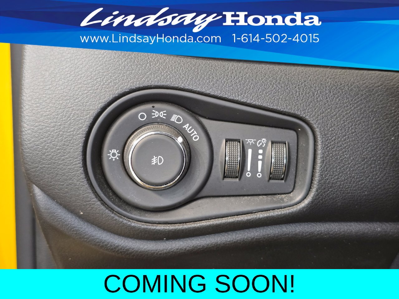 Used 2017 Jeep Renegade Trailhawk AWD/4WD image 21