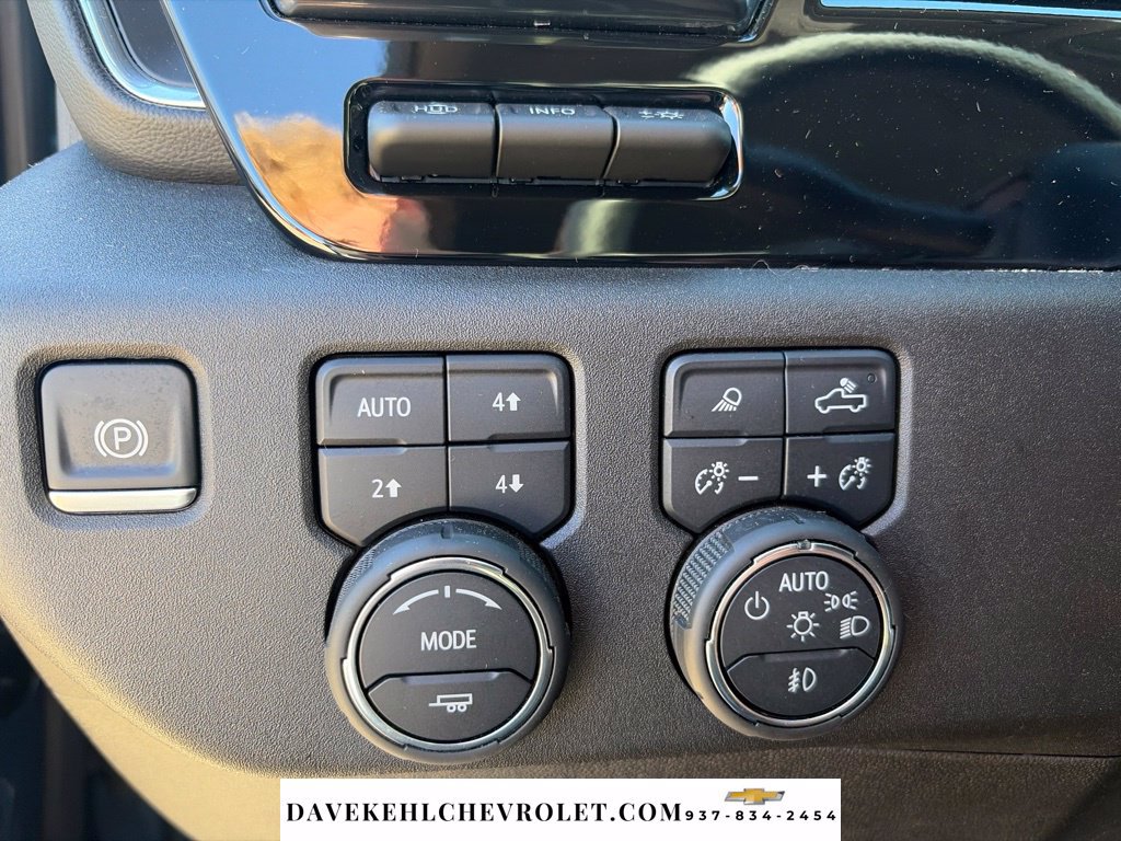 Used 2024 Chevrolet Silverado 3500 LTZ w/ LTZ Plus Package AWD/4WD image 14