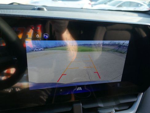 New 2026 Chevrolet Equinox LT AWD/4WD image 24