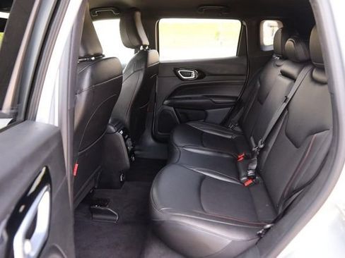 Used 2024 Jeep Compass Trailhawk AWD/4WD image 9
