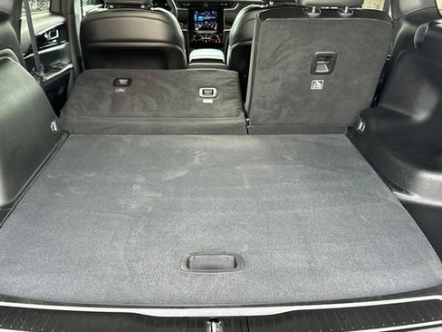 Certified 2023 Jeep Grand Cherokee Altitude RWD image 17