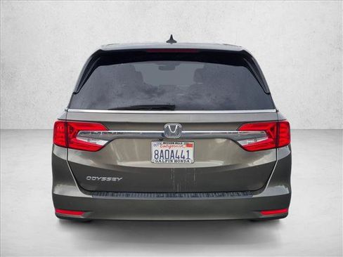 Used 2018 Honda Odyssey EX-L image 6