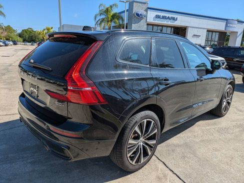 Used 2024 Volvo XC60 B5 Plus image 4