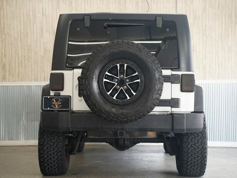 Used 2014 Jeep Wrangler Sport w/ Quick Order Package 24S AWD/4WD image 9