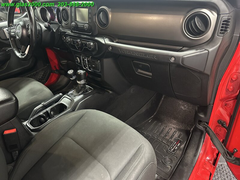 Used 2019 Jeep Wrangler Unlimited Sport S AWD/4WD image 5
