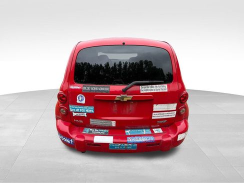 Used 2010 Chevrolet HHR LS FWD image 5
