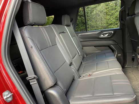 Used 2023 Chevrolet Tahoe RST image 36