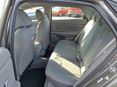 New 2025 Hyundai Elantra Sport image 5