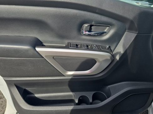 Used 2023 Nissan Titan SV w/ Accessory Utility Package image 13