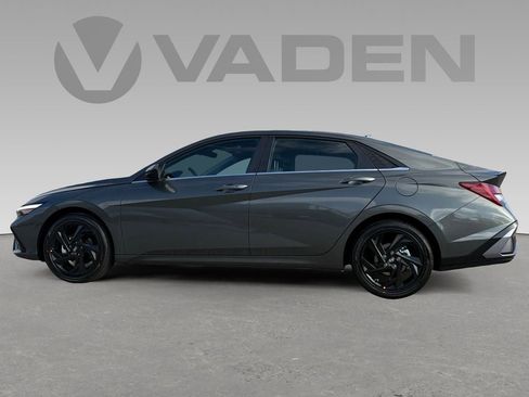 New 2026 Hyundai Elantra SEL Sport Premium image 8