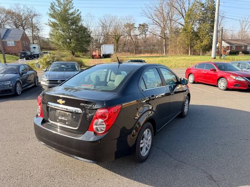 Used 2014 Chevrolet Sonic LT image 6