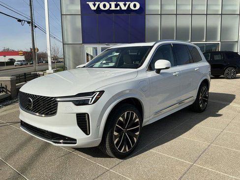 New 2026 Volvo XC90 T8 Plus w/ Protection Package Premier AWD/4WD image 1
