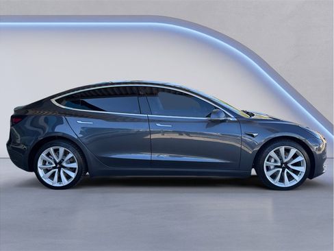 Used 2018 Tesla Model 3 Long Range AWD/4WD image 7