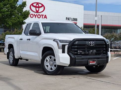 Used 2026 Toyota Tundra SR image 2