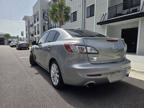 Used 2012 MAZDA MAZDA3 s Grand Touring w/ Tech Pkg FWD image 9