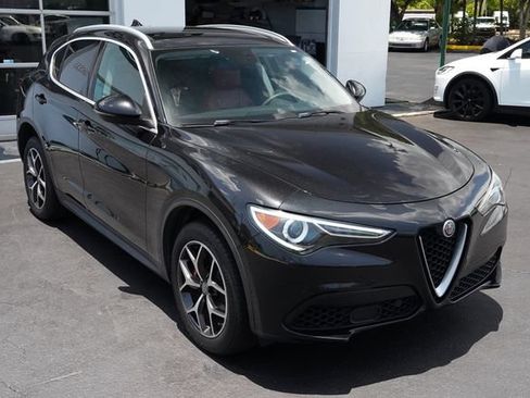 Used 2019 Alfa Romeo Stelvio Ti AWD/4WD image 19