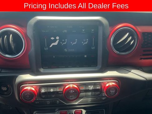 Used 2020 Jeep Wrangler Unlimited Rubicon AWD/4WD image 16