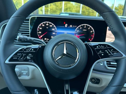 New 2026 Mercedes-Benz GLE 580 4MATIC image 24