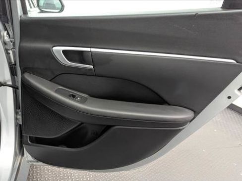 Used 2025 Hyundai Sonata SEL FWD image 19