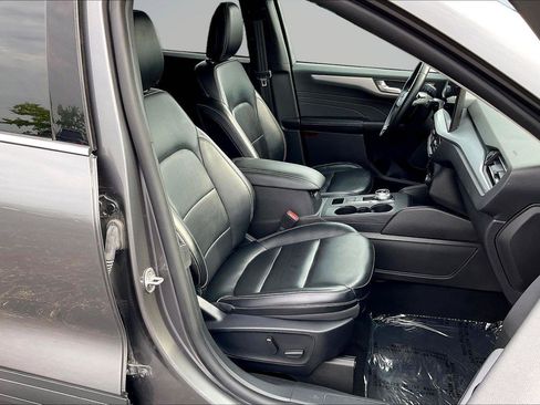 Used 2024 Ford Escape Platinum AWD/4WD image 8