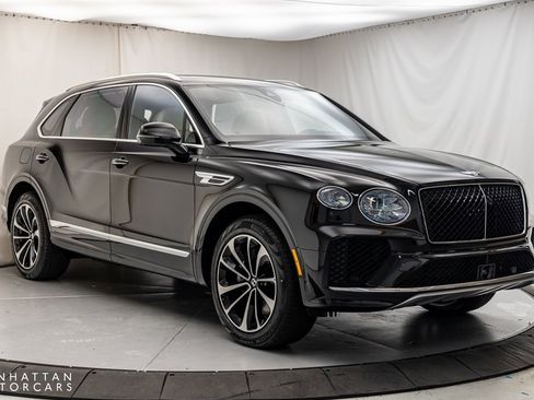 Used 2024 Bentley Bentayga Extended Wheelbase image 7