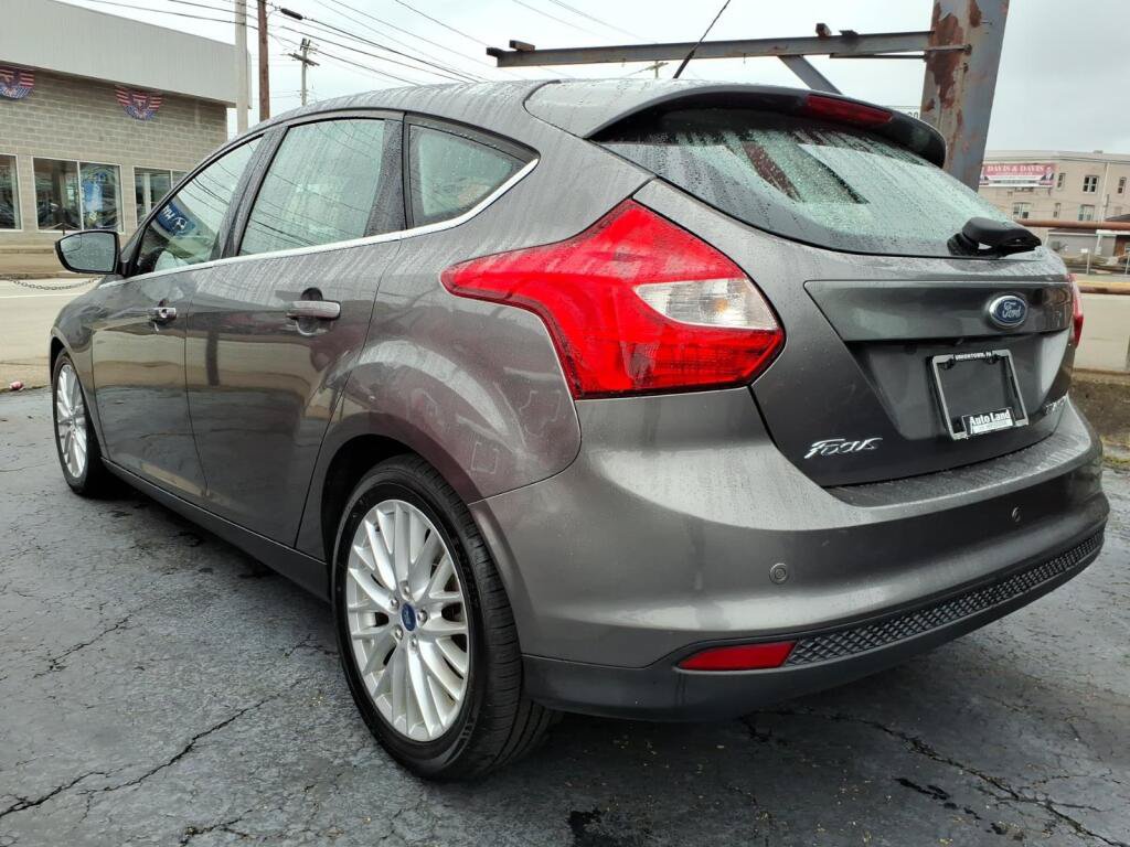 Used 2013 Ford Focus Titanium w/ Titanium Handling Pkg FWD image 6