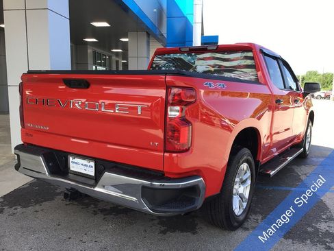 Used 2024 Chevrolet Silverado 1500 LT AWD/4WD image 7