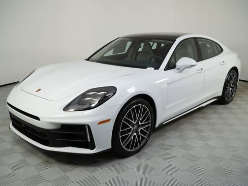 New 2026 Porsche Panamera image 1