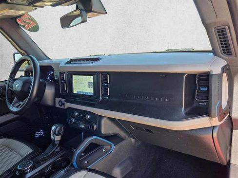 Used 2022 Ford Bronco Wildtrak AWD/4WD image 21