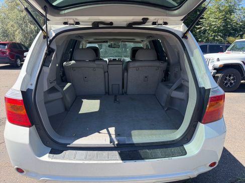 Used 2009 Toyota Highlander Limited w/ Extra Value Pkg 8 AWD/4WD image 32