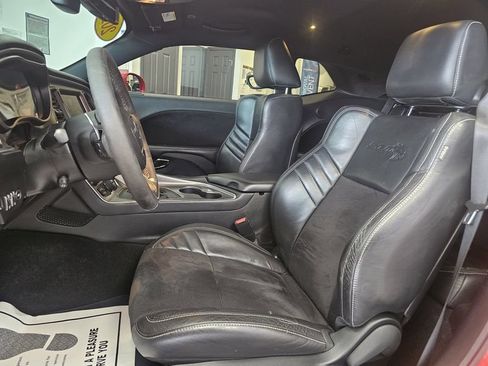 Used 2019 Dodge Challenger SRT Hellcat Redeye RWD image 21