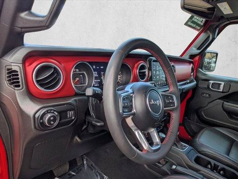 Used 2023 Jeep Gladiator Rubicon w/ LED Lighting Group AWD/4WD image 10