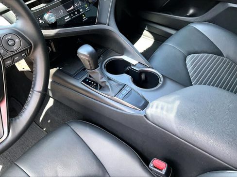 Used 2023 Toyota Camry SE FWD image 15