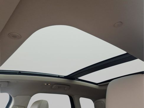 Used 2024 Lincoln Corsair AWD w/ Equipment Group 101A image 14