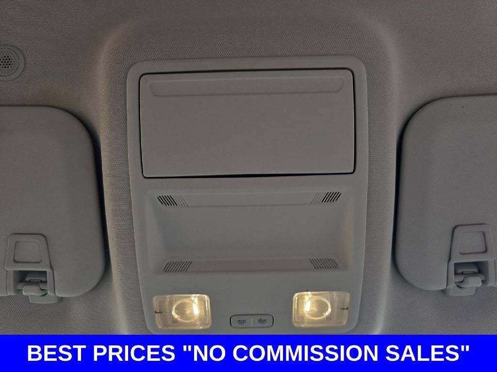 Used 2025 Ford Escape SE FWD image 32