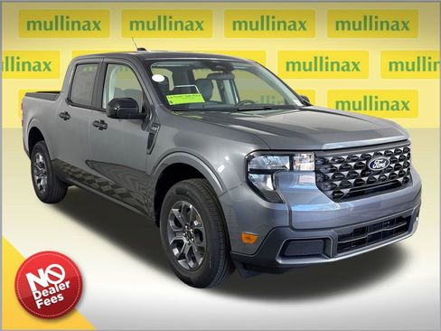 New 2026 Ford Maverick XLT w/ XLT Luxury Package FWD image 1