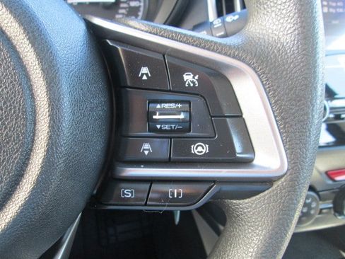 Used 2023 Subaru Forester AWD/4WD image 19