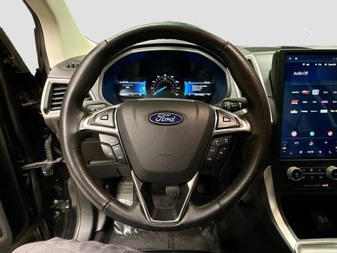 Used 2024 Ford Edge SEL AWD/4WD image 13