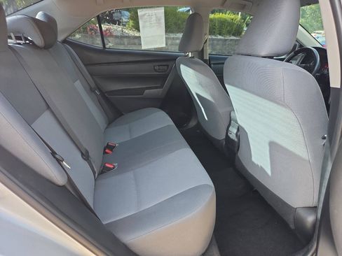 Used 2017 Toyota Corolla XLE FWD image 17