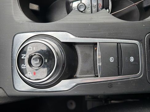 Used 2025 Ford Escape Platinum image 26