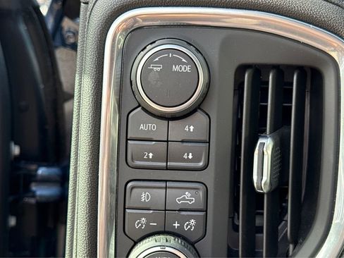 Used 2021 Chevrolet Silverado 2500 LTZ w/ LTZ Plus Package image 37